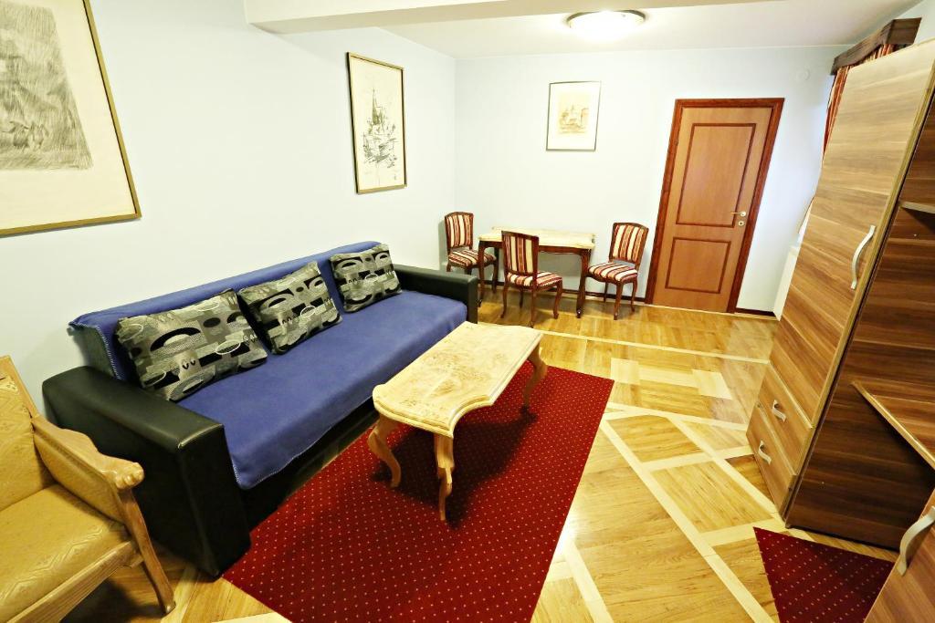 Apartments & Rooms Vienna Ossero Esterno foto